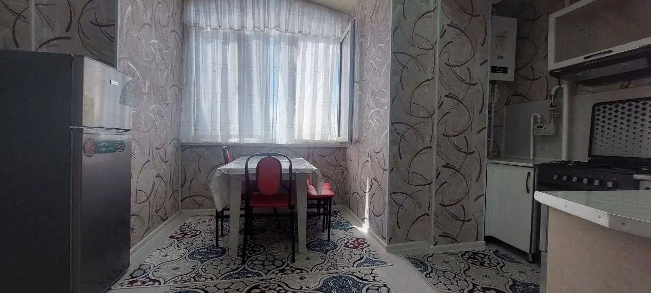 Сотилади 4 хонали квартира, 85 м², 9/10 қават — Мирзо Улуғбек тумани