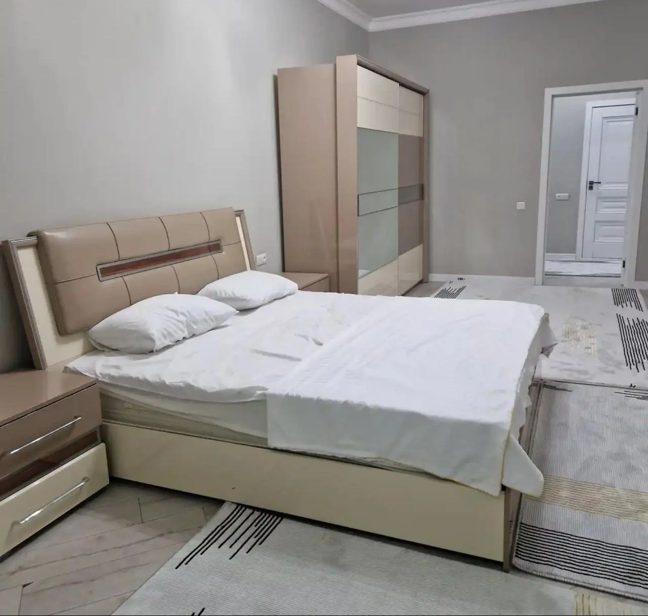 Ижарага берилади 3 хонали квартира, 90 м², 2/4 қават — Миробод тумани