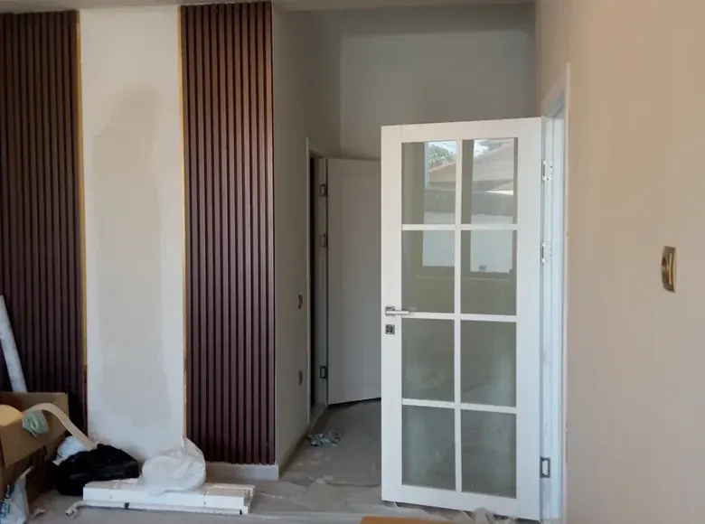 Сотилади 7 хонали ҳовли уй, 1.4 сотих, 220 м² — Миробод тумани