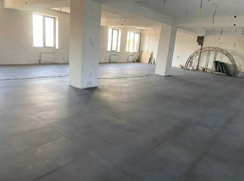 Ижарага берилади тижорат биноси, 250 м², 3/4 қават — Мирзо Улуғбек тумани