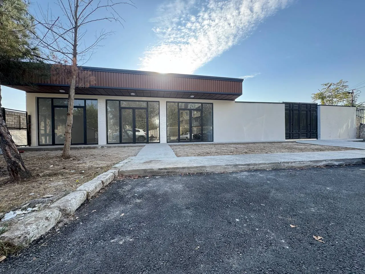 Ijaraga beriladi tijorat binosi, 200 m² — Bektemir tumani