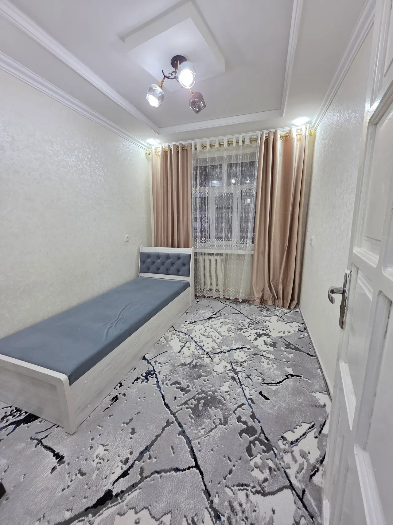 Сотилади 2 хонали квартира, 38 м², 1/4 қават — Чилонзор тумани