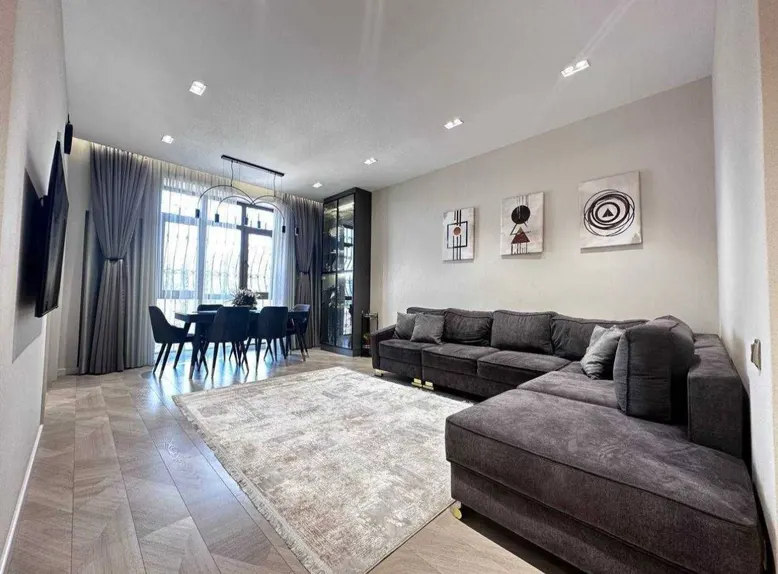 Ижарага берилади 3 хонали квартира, 115 м², 5/8 қават — Мирзо Улуғбек тумани