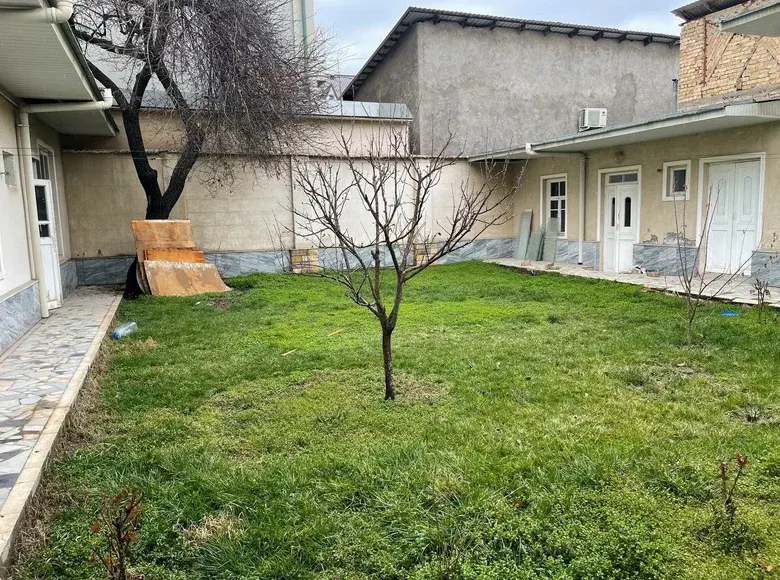 Sotiladi hovli uy — Mirzo Ulugʻbek tumani