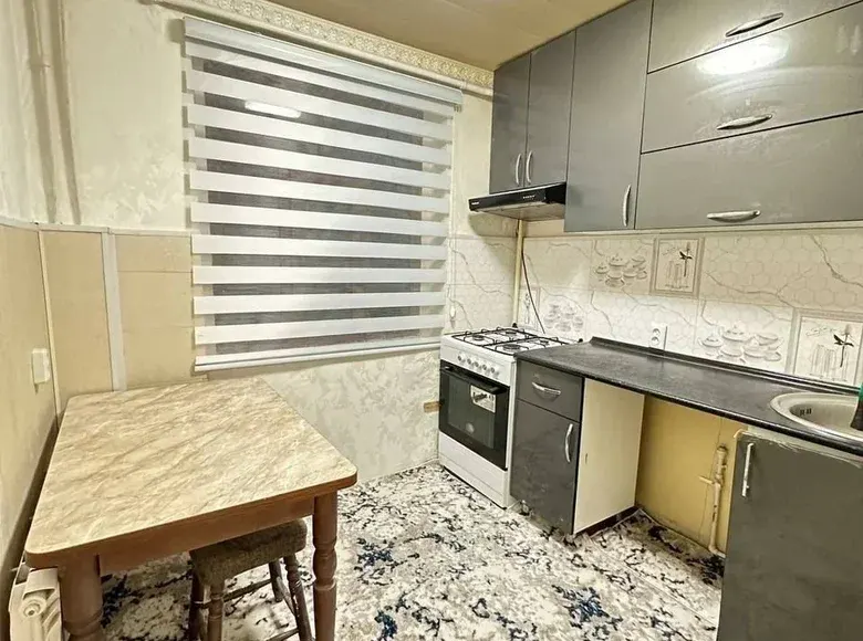 Продаётся 2-комнатная квартира, 47 м², 1/5 этаж — Чиланзарский район