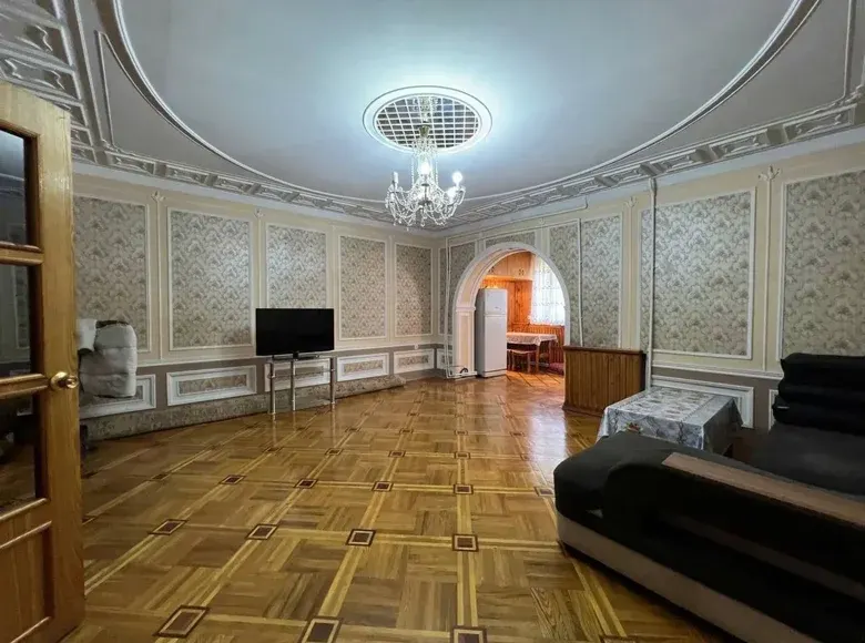 Сотилади 2 хонали квартира, 70 м², 2/5 қават — Чилонзор тумани