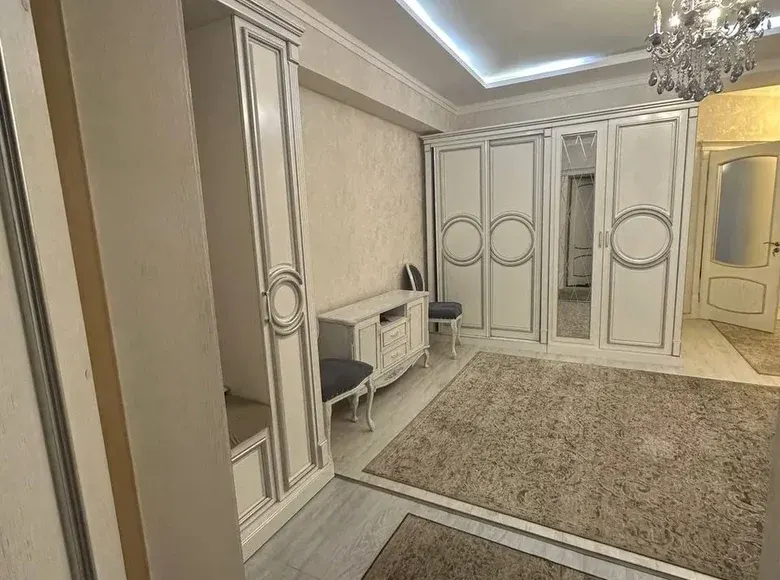 Sotiladi 4 xonali kvartira, 116 m², 5/7 qavat — Yunusobod tumani