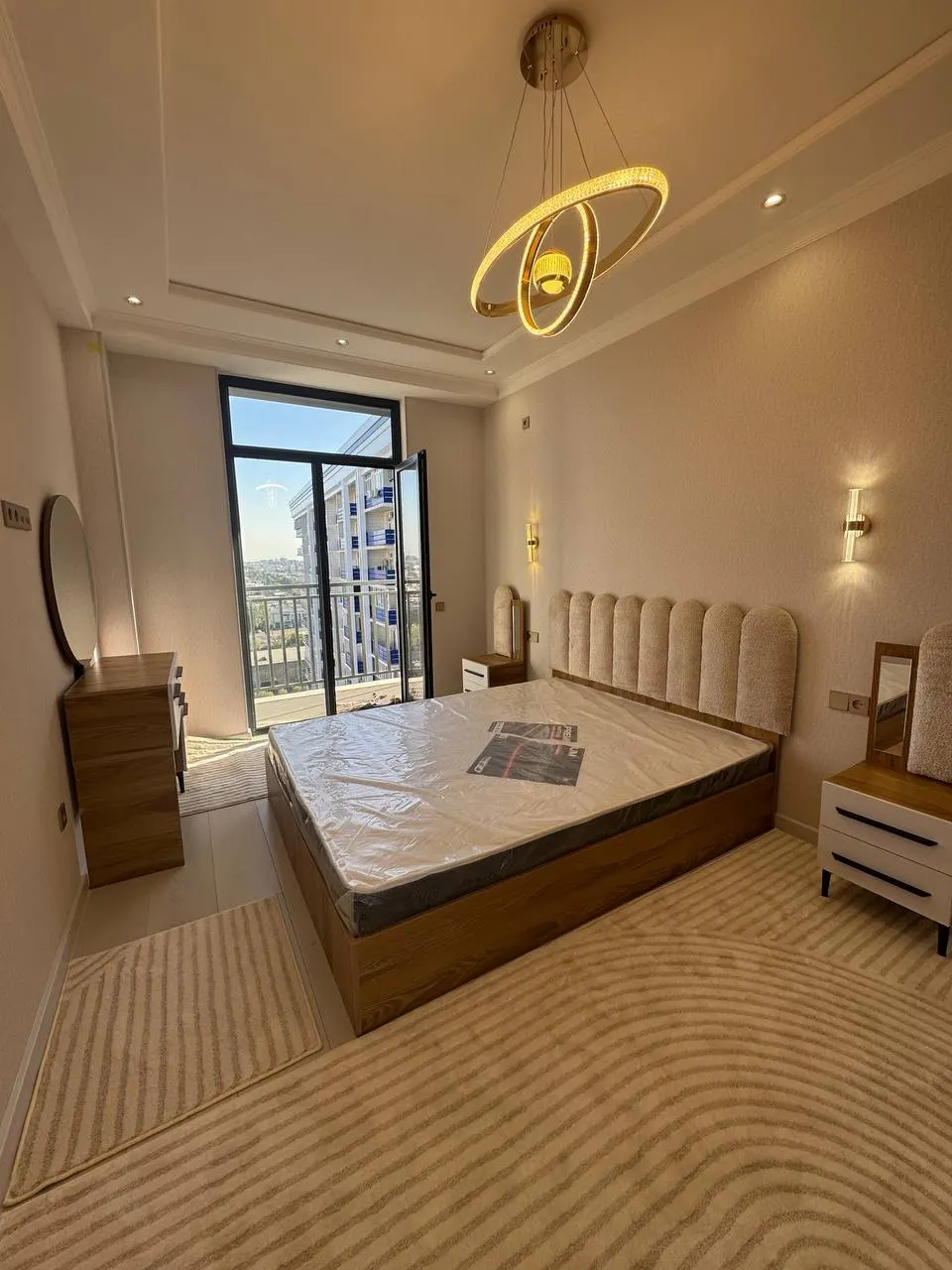 Продаётся 1-комнатная квартира, 38 м², 15/16 этаж — Юнусабадский район