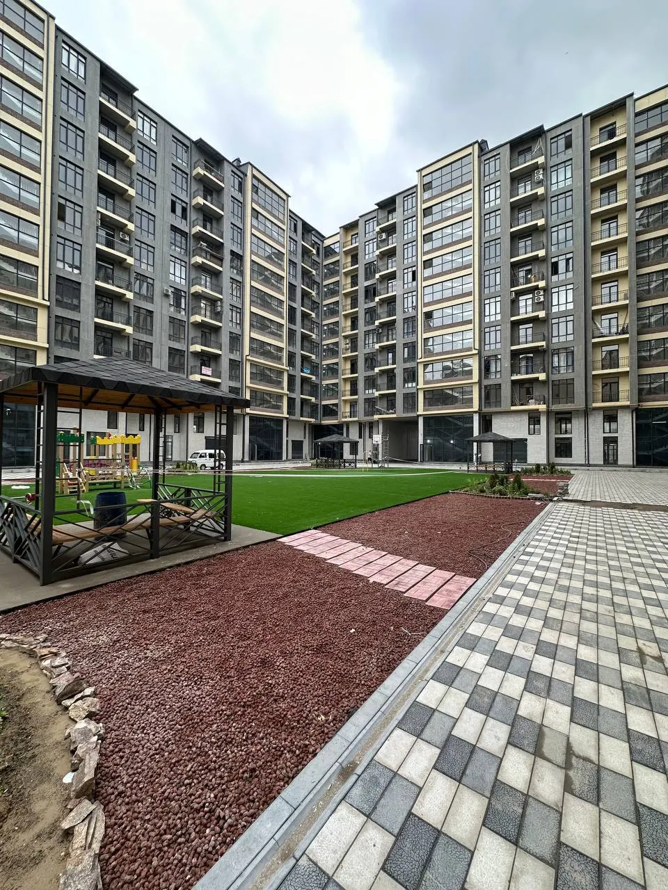 Сотилади 3 хонали квартира, 116 м², 3/10 қават — Яккасарой тумани