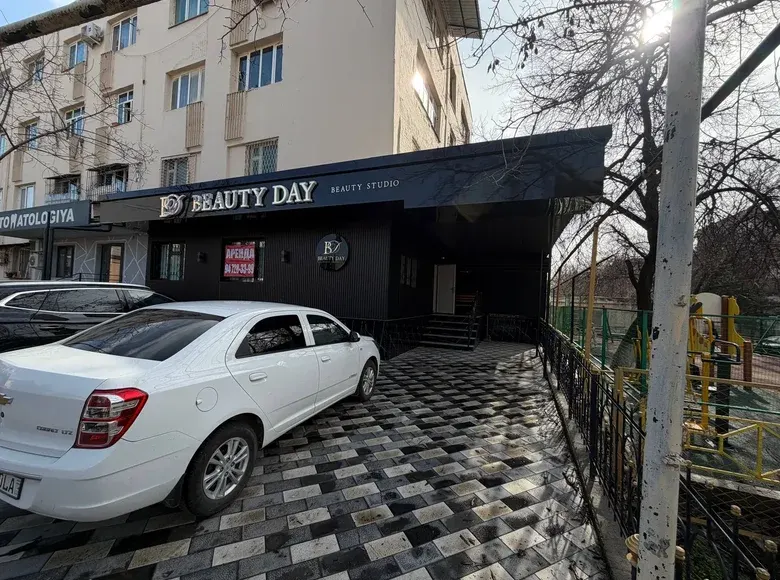 Sotiladi ofis, 63 m² — Yakkasaroy tumani