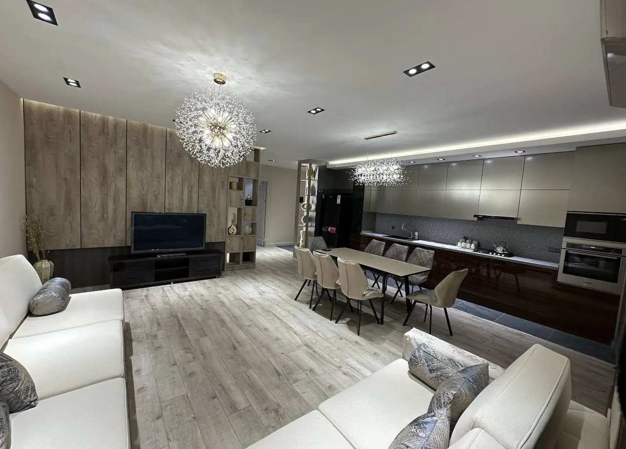 Ijaraga beriladi 2 xonali kvartira, 110 m², 8/10 qavat — Mirzo Ulugʻbek tumani