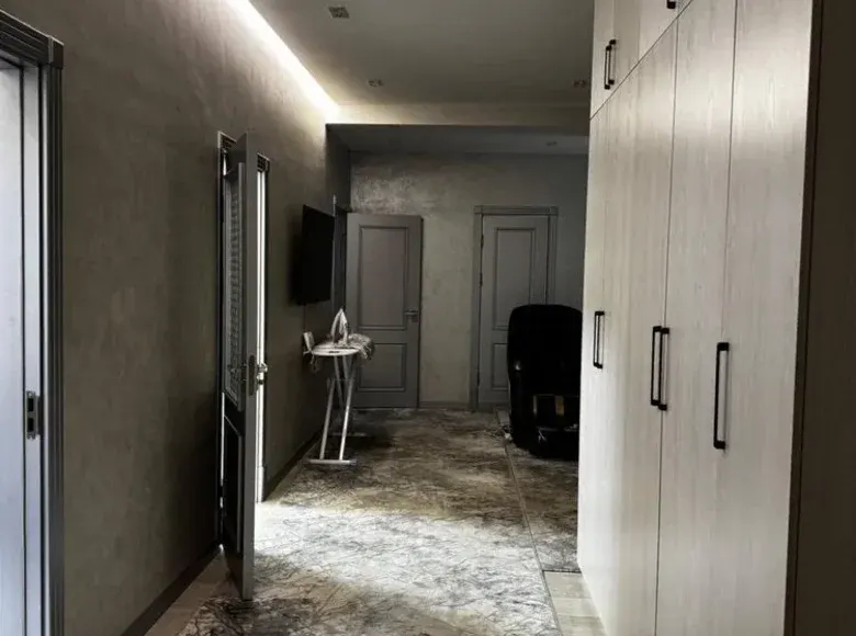 Продаётся 3-комнатная квартира, 120 м², 2/10 этаж — Яккасарайский район