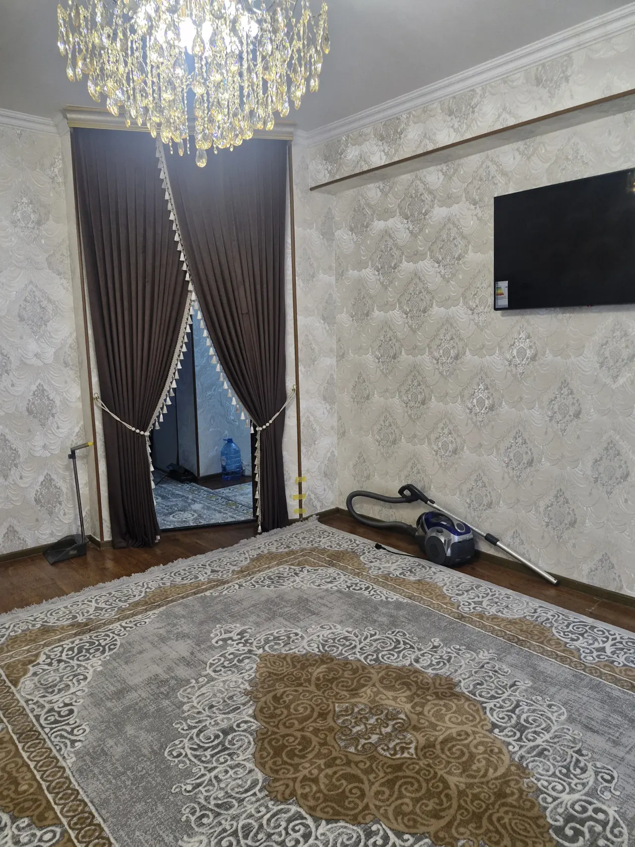 Сотилади 3 хонали квартира, 80 м², 5/9 қават — Сергели тумани