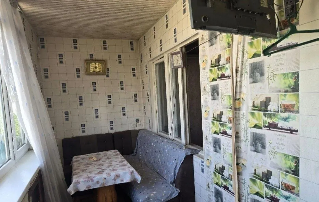Сотилади 4 хонали квартира, 86 м², 5/5 қават — Мирзо Улуғбек тумани