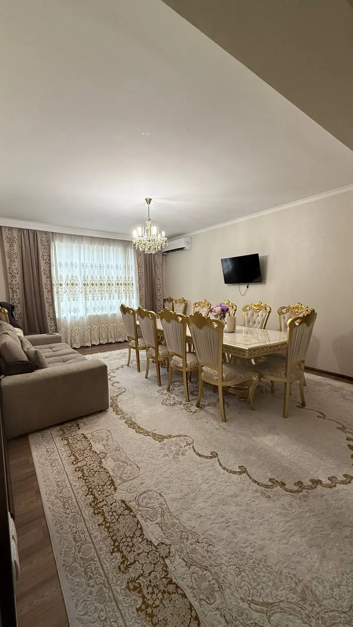 Sotiladi 4 xonali kvartira, 155 m², 4/9 qavat — Mirobod tumani