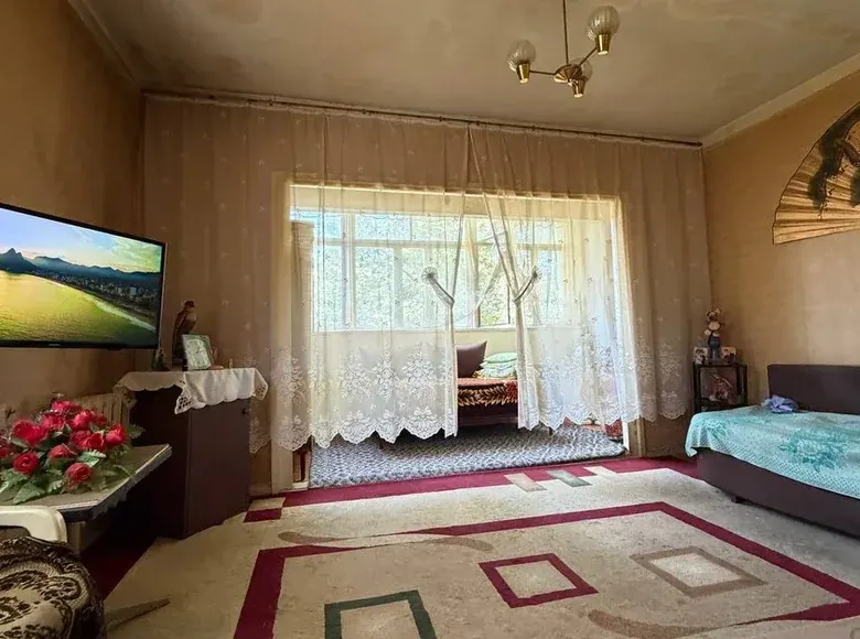 Сотилади 1 хонали квартира, 35 м², 4/4 қават — Юнусобод тумани