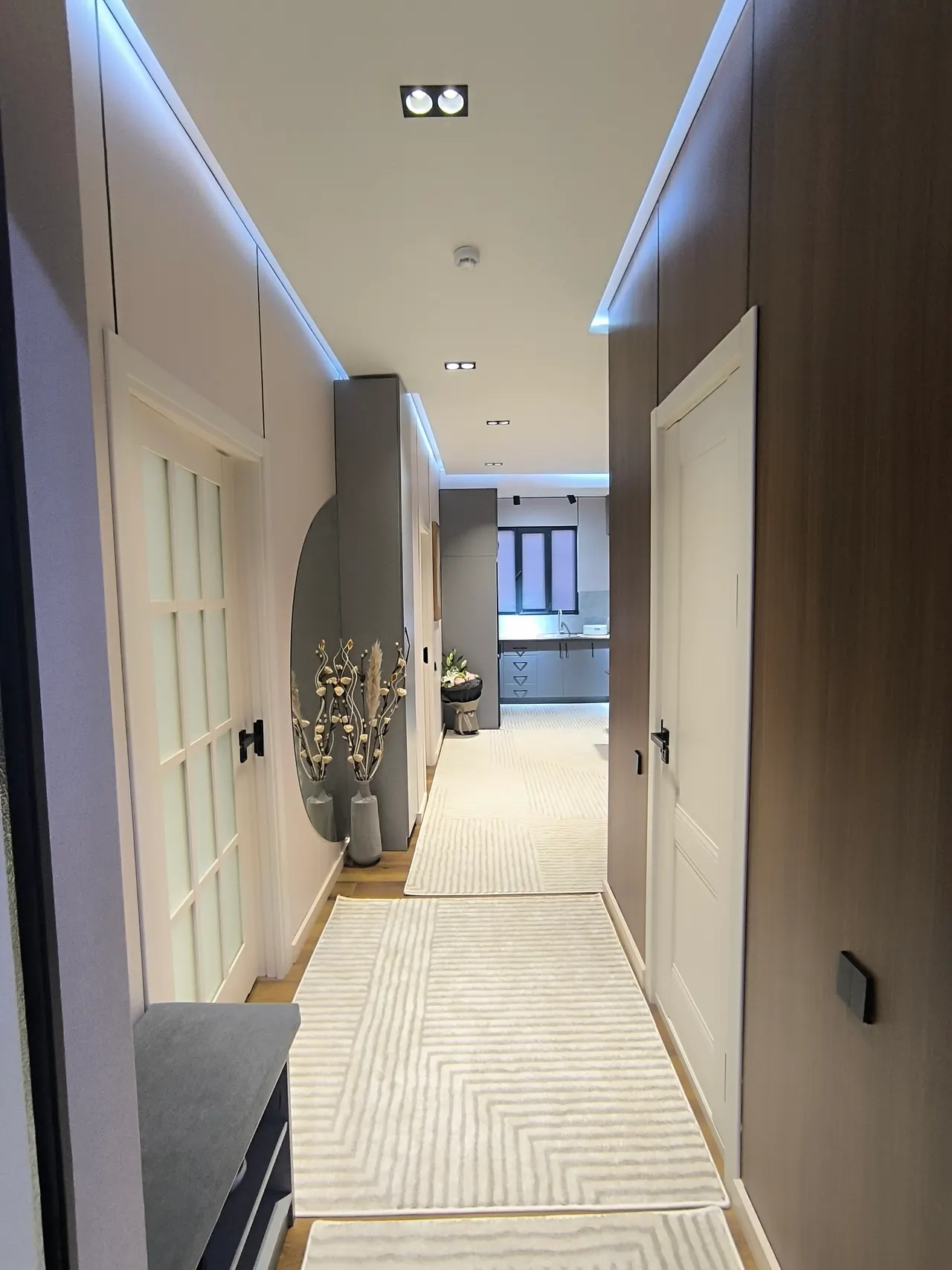 Продаётся 2-комнатная квартира, 45 м², 7/16 этаж — Юнусабадский район