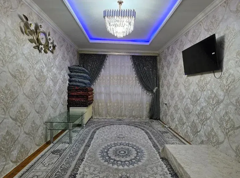 Sotiladi 3 xonali hovli uy, 0.8 sotix, 78 m² — Sergeli tumani