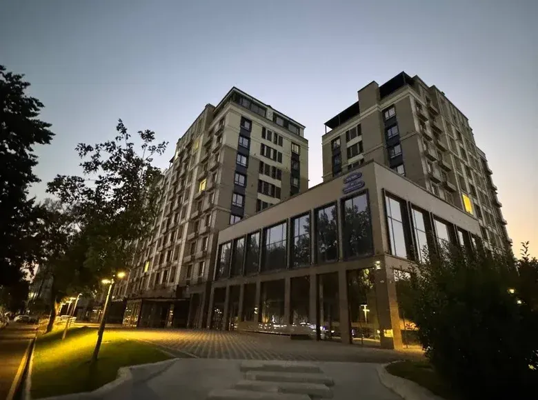 Сдаётся 2-комнатная квартира, 70 м², 5/10 этаж — Чиланзарский район