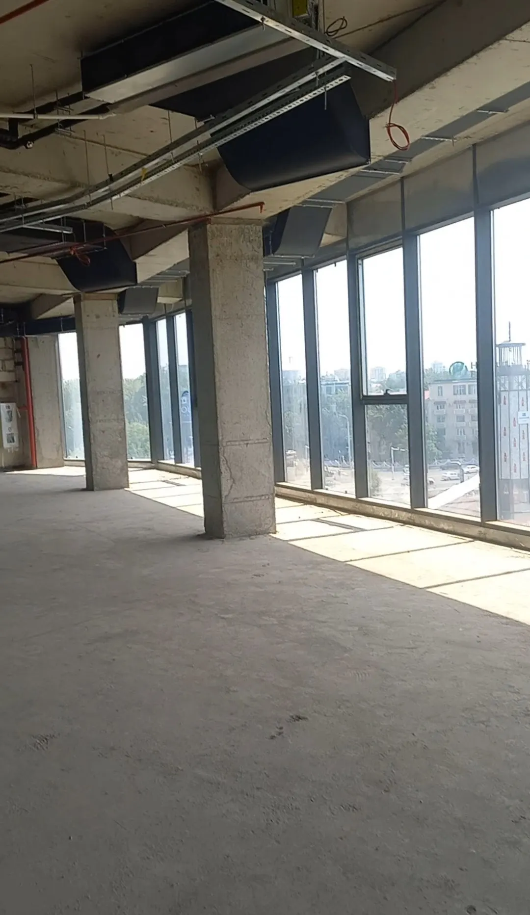 Продаётся коммерческое помещение, 2708 м², 6/12 этаж — Яккасарайский район