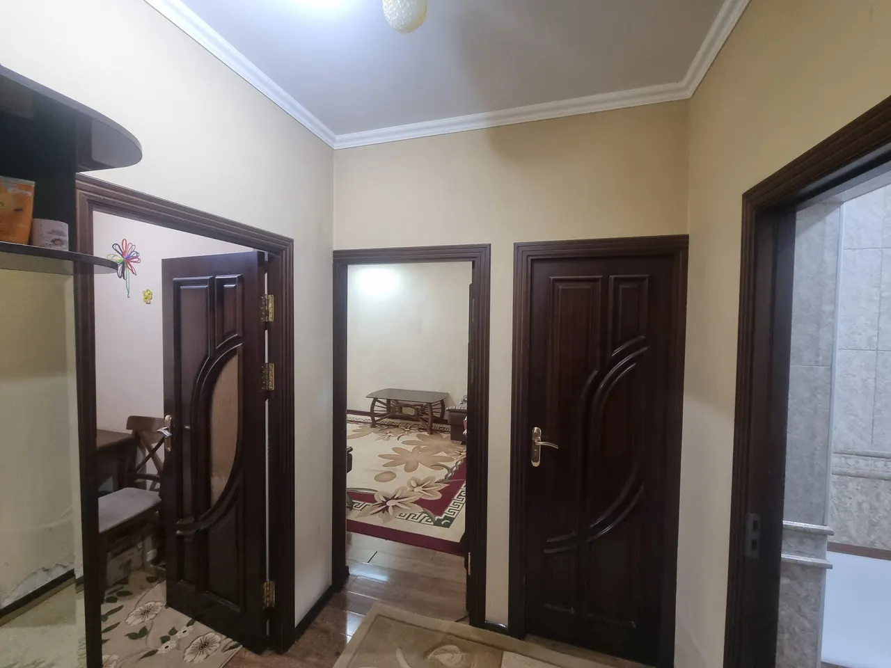 Сотилади 2 хонали квартира, 43 м², 1/4 қават — Яккасарой тумани
