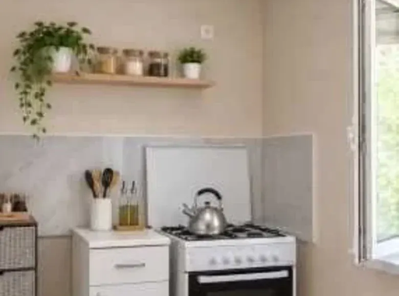 Сотилади 4 хонали квартира, 76 м², 3/5 қават — Мирзо Улуғбек тумани