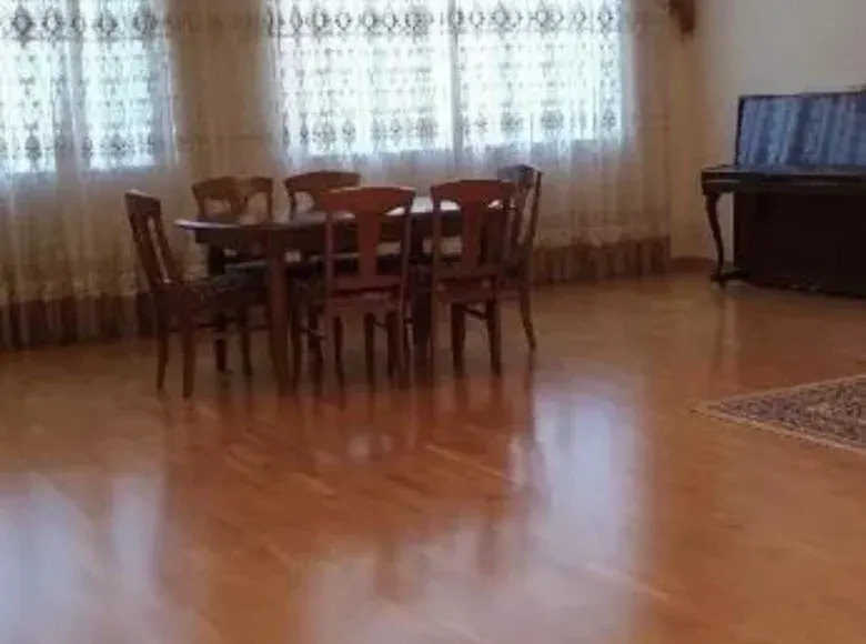 Сотилади 3 хонали квартира, 214 м², 4/4 қават — Чилонзор тумани