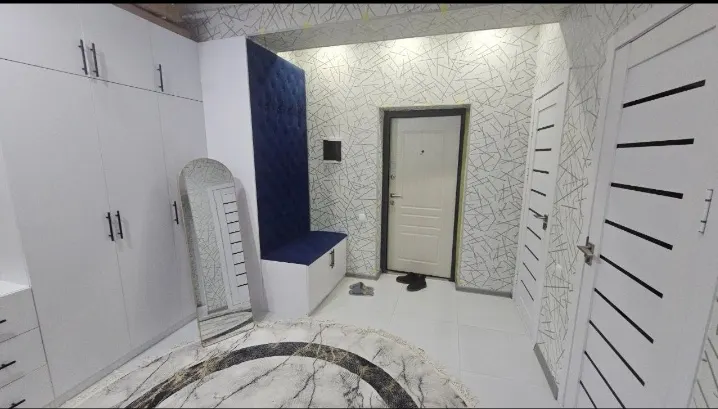 Sotiladi 3 xonali kvartira, 82 m², 4/8 qavat — Samarqand shahri