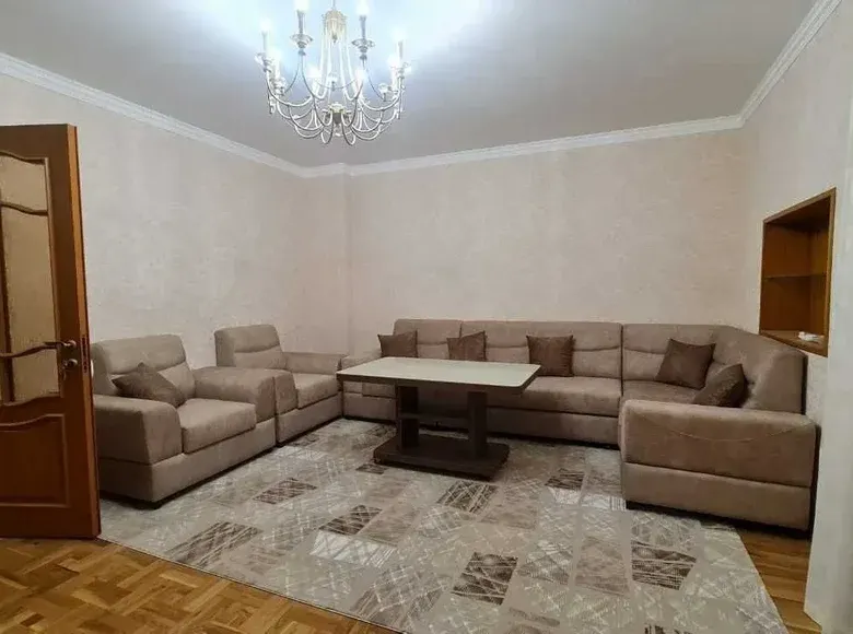 Сдаётся комната, 95 м², 3/5 этаж — Яшнабадский район