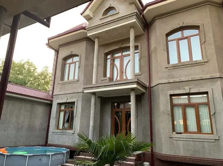 Продаётся 7-комнатный дом, 3 сот., 300 м² — Учтепинский район