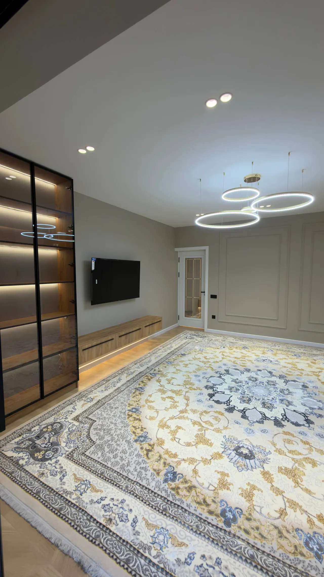 Продаётся 5-комнатная квартира, 100 м², 6/9 этаж — Алмазарский район