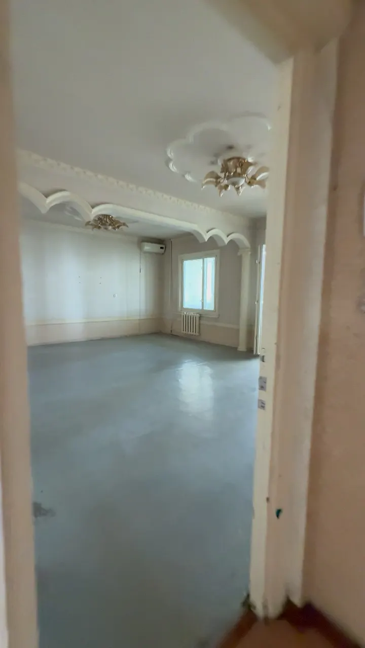 Продаётся 5-комнатная квартира, 130 м², 5/9 этаж — Сергелийский район