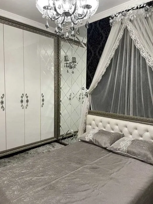 Сдаётся 4-комнатная квартира, 125 м², 3/4 этаж — Яккасарайский район