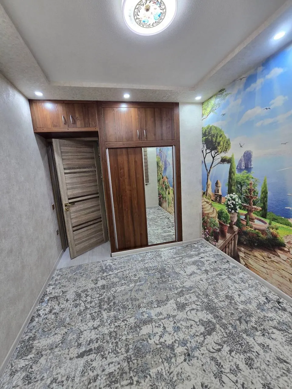 Sotiladi 2 xonali kvartira, 57 m², 7/9 qavat — Yangihayot tumani