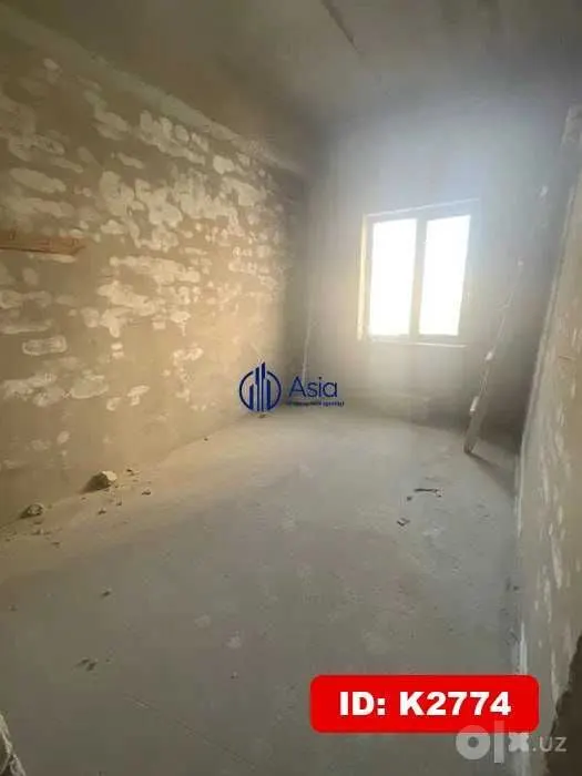 Продаётся 3-комнатная квартира, 90 м², 3/5 этаж — Бухара