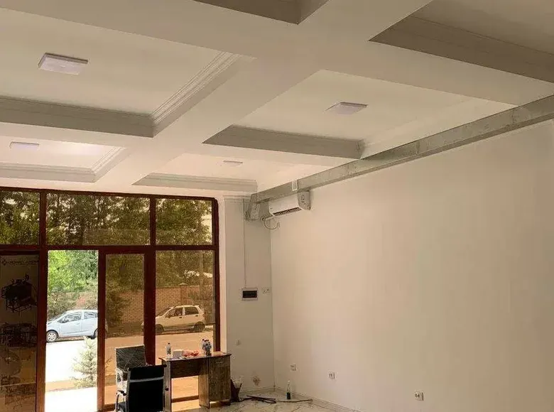 Сдаётся коммерческое помещение, 73 м², 1/5 этаж — Яккасарайский район