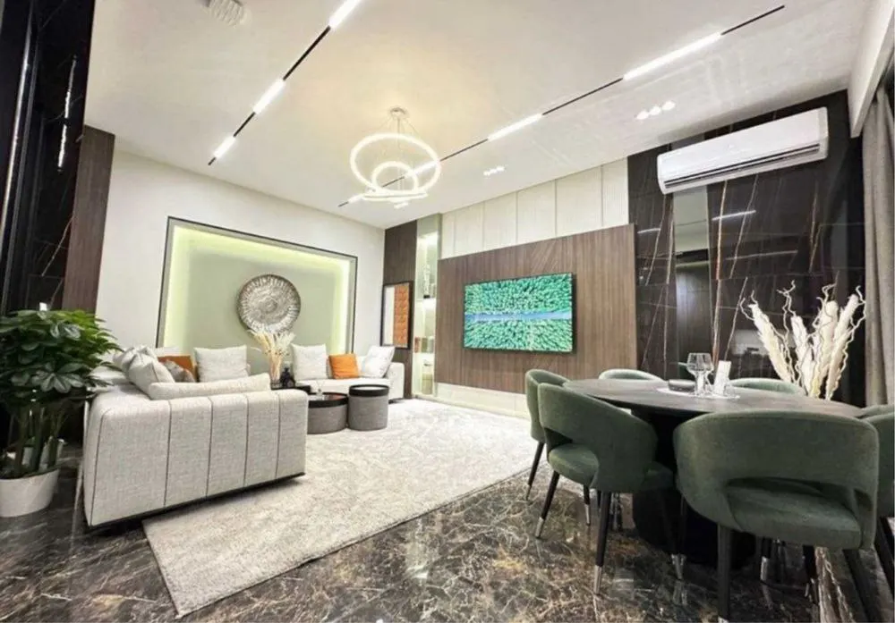 Сдаётся 3-комнатная квартира, 105 м², 3/8 этаж — Шайхантахурский район