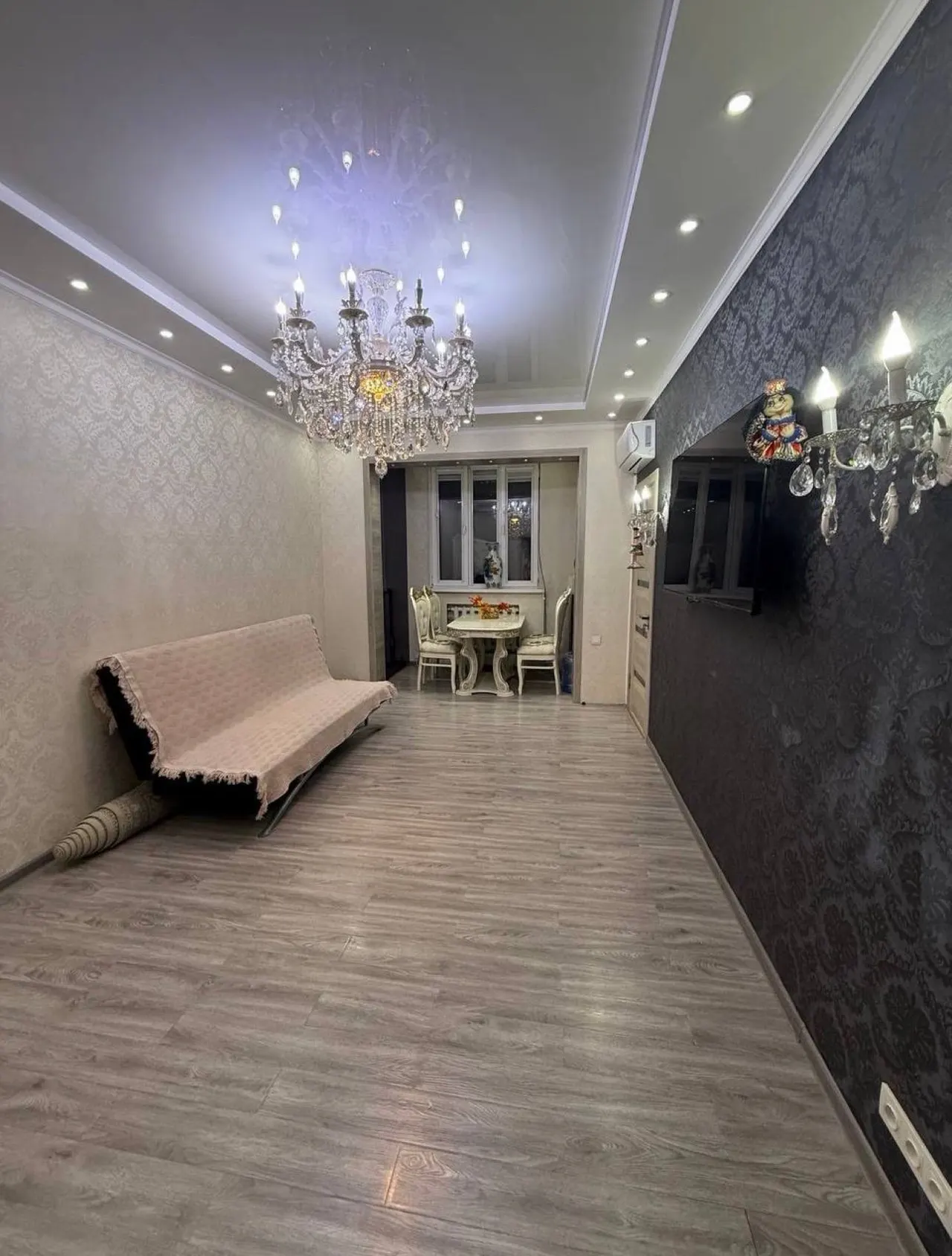 Продаётся 2-комнатная квартира, 56 м², 2/4 этаж — Чиланзарский район