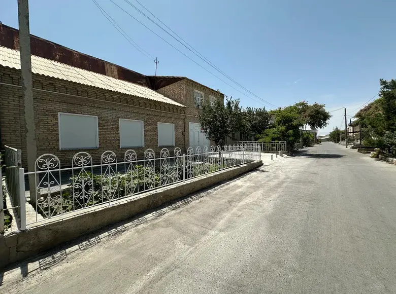 Сотилади 7 хонали ҳовли уй, 400 м² — Бухоро шаҳри