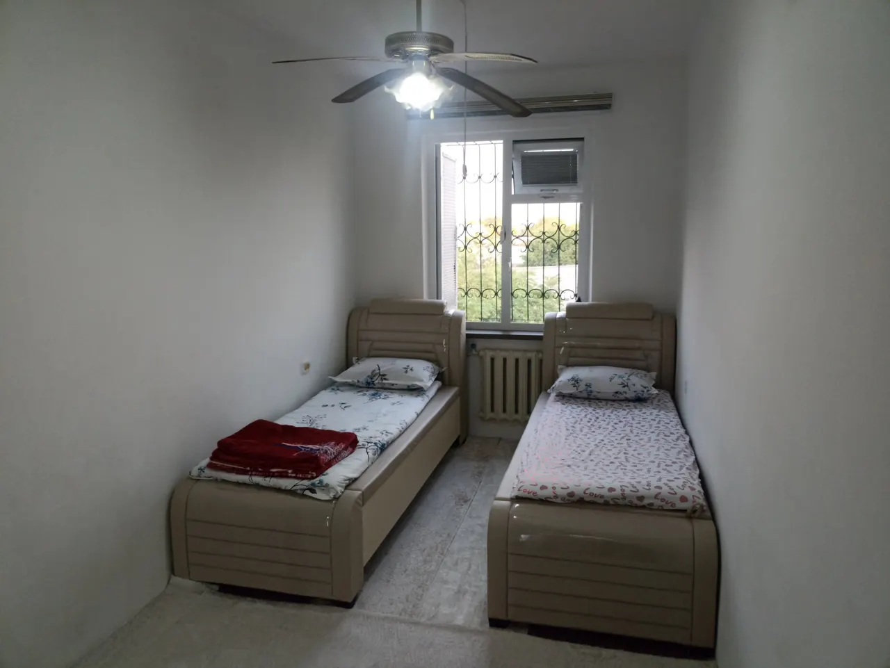 Продаётся 2-комнатная квартира, 47 м², 4/4 этаж — Яшнабадский район