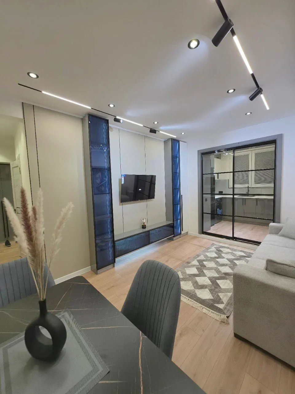 Сотилади 2 хонали квартира, 60 м², 2/4 қават — Яккасарой тумани