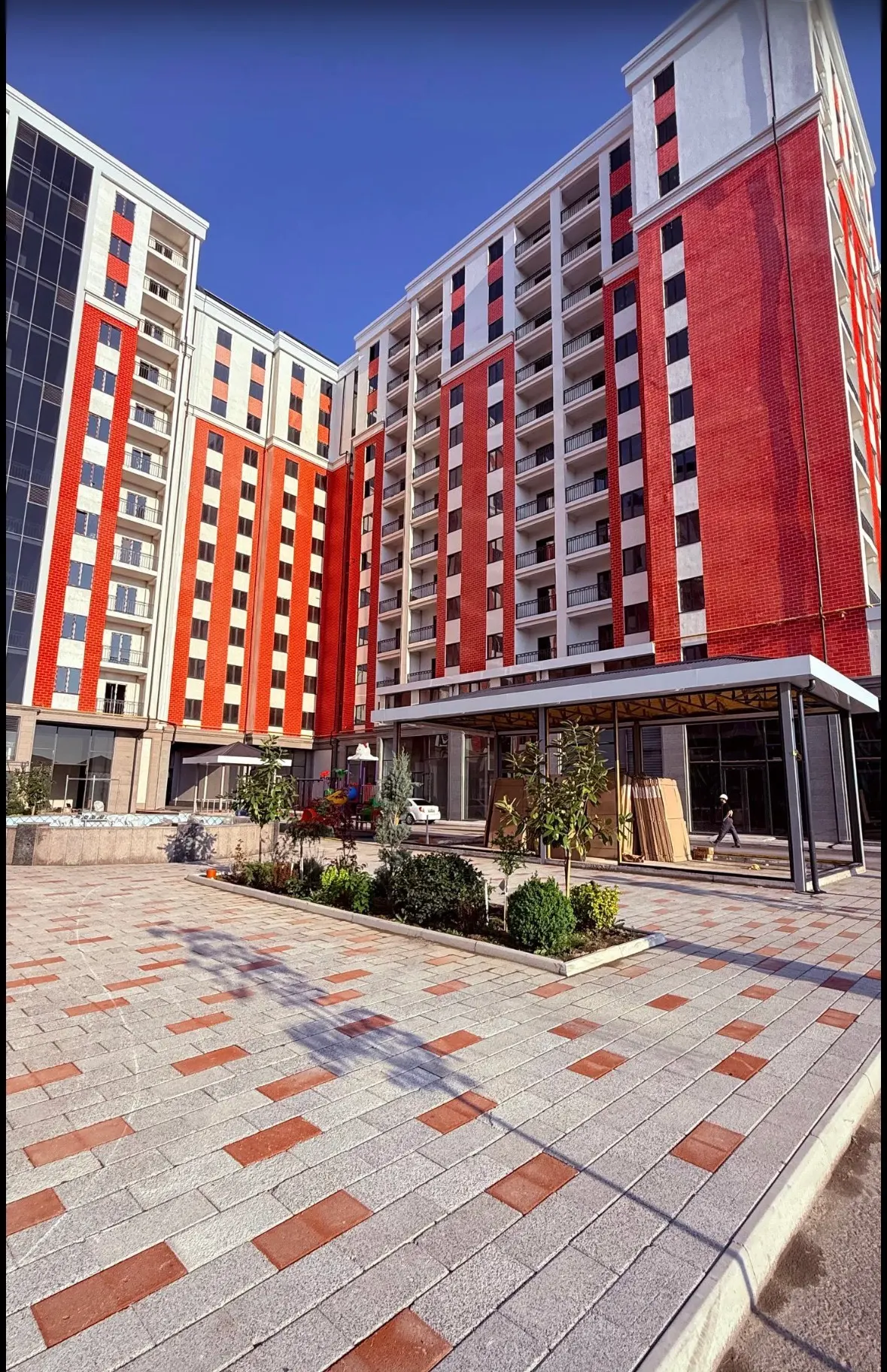 Sotiladi 3 xonali kvartira, 58.5 m², 9/12 qavat — Yangihayot tumani