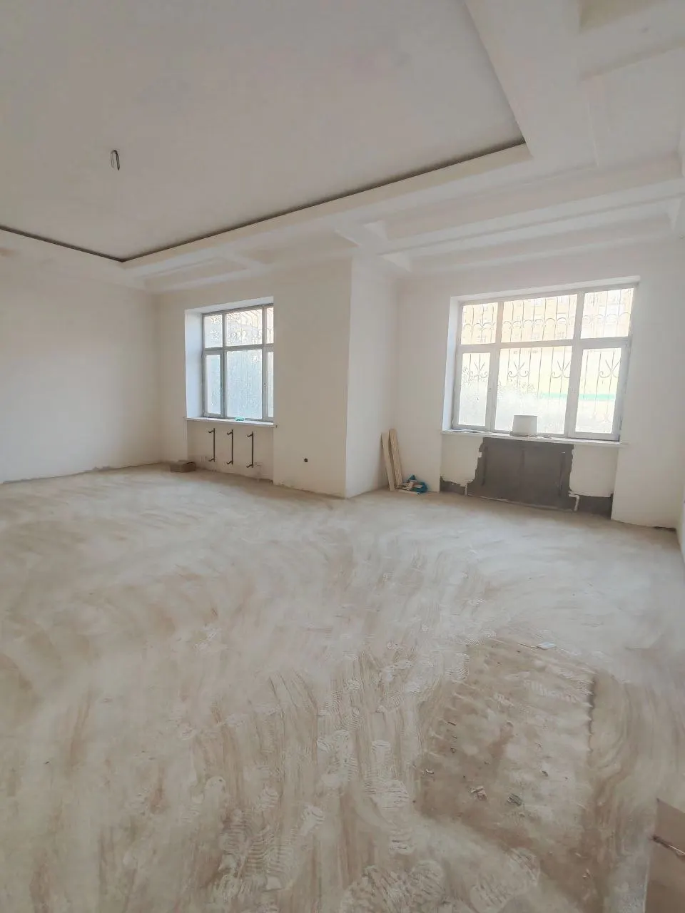 Sotiladi 4 xonali kvartira, 179 m², 2/9 qavat — Mirobod tumani