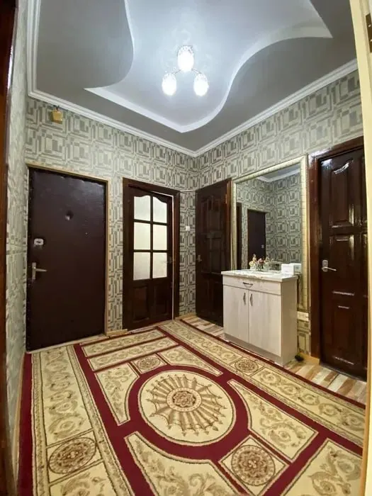 Sotiladi 4 xonali kvartira, 78 m², 3/4 qavat — Mirobod tumani