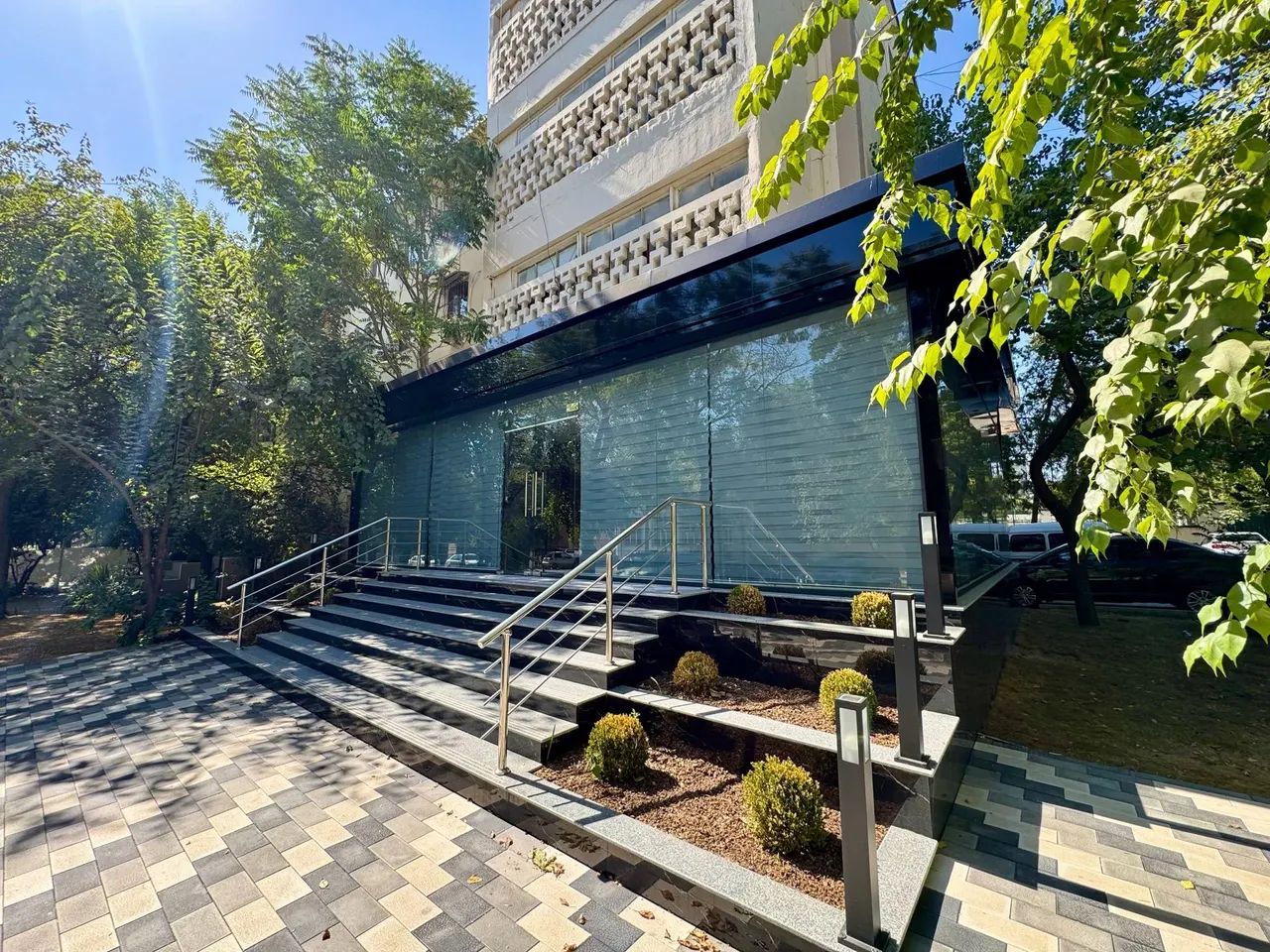 Ijaraga beriladi tijorat binosi, 168 m² — Yakkasaroy tumani