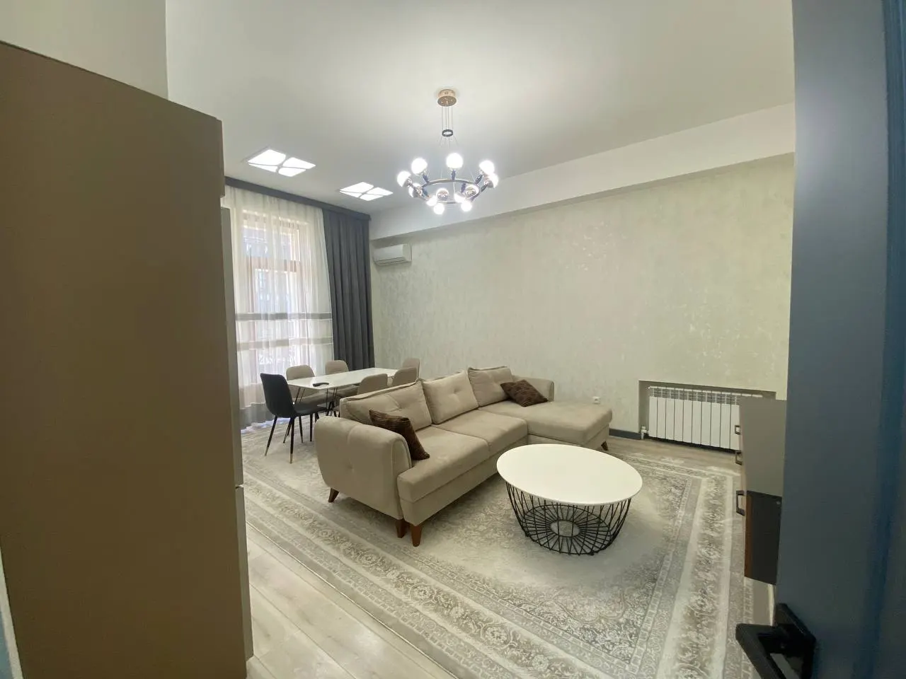 Сдаётся 4-комнатная квартира, 110 м², 3/8 этаж — Мирабадский район