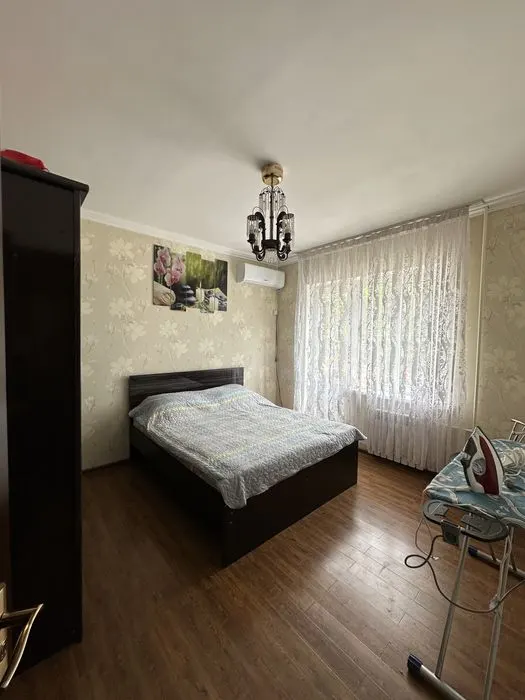 Сдаётся 3-комнатная квартира, 98 м², 3/4 этаж — Яккасарайский район