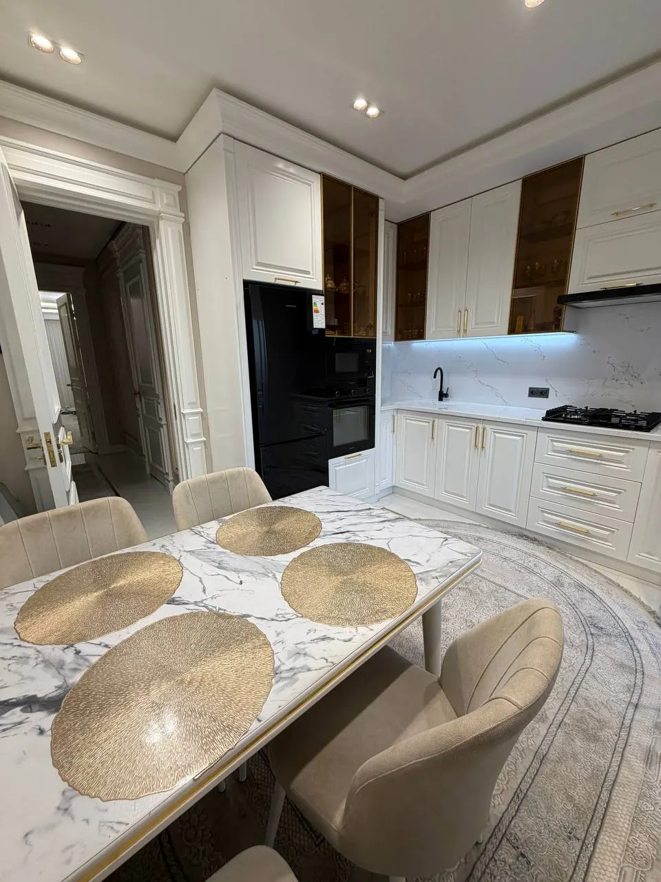 Sotiladi 3 xonali kvartira, 100 m², 7/10 qavat — Mirzo Ulugʻbek tumani