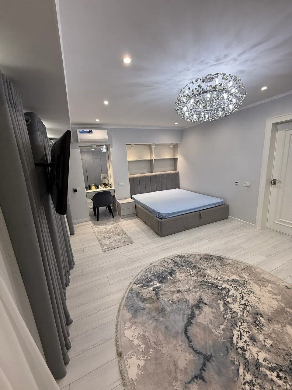 Сотилади 3 хонали квартира, 112 м², 5/9 қават — Мирзо Улуғбек тумани