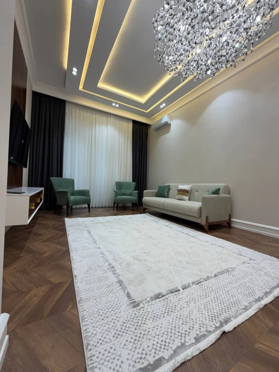 Ijaraga beriladi 3 xonali kvartira, 100 m², 6/10 qavat — Yunusobod tumani